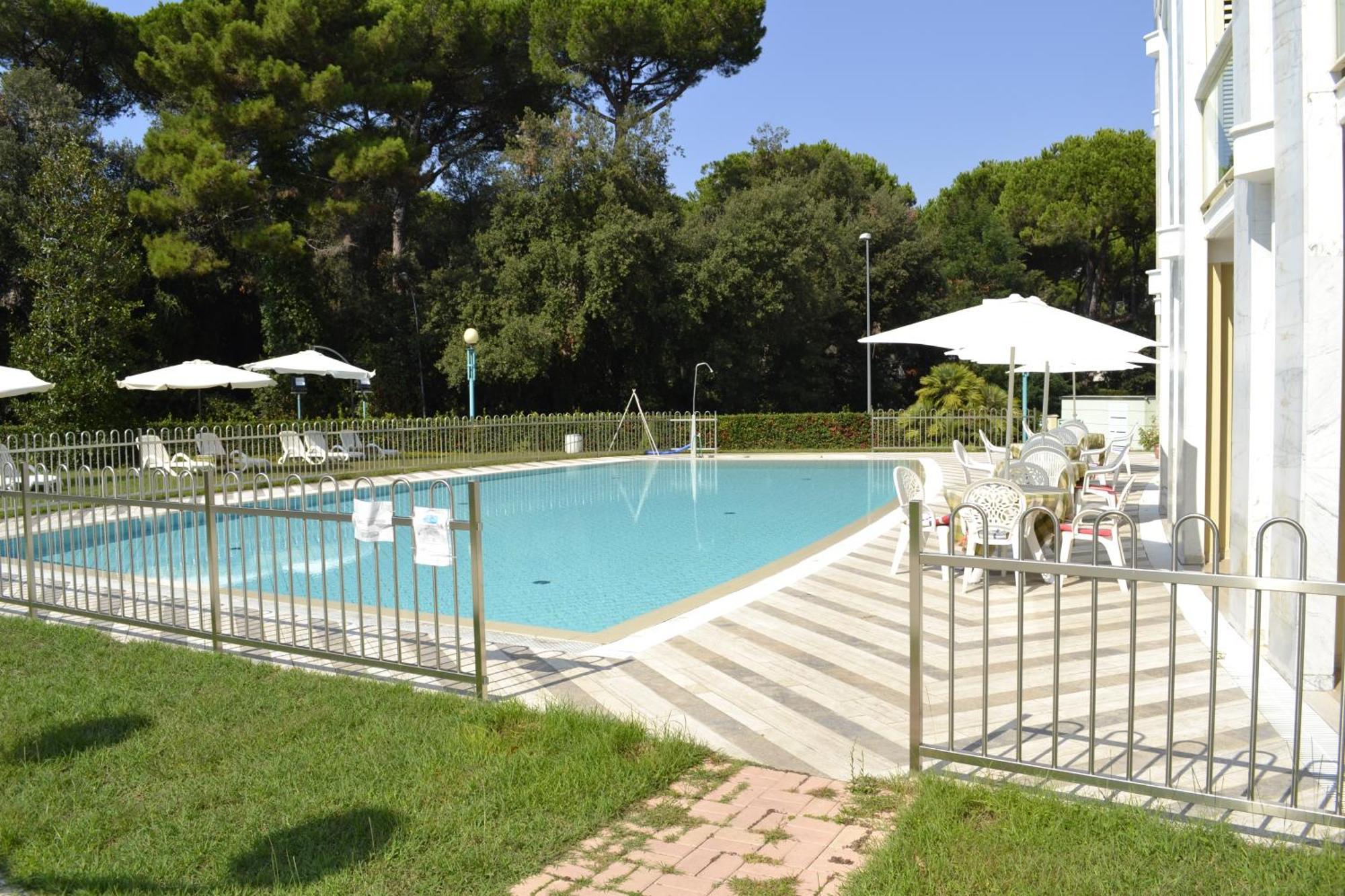 Onda Marina Residence Rta Marina di Pietrasanta Extérieur photo