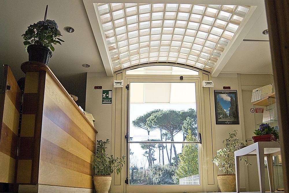 Onda Marina Residence Rta Marina di Pietrasanta Extérieur photo